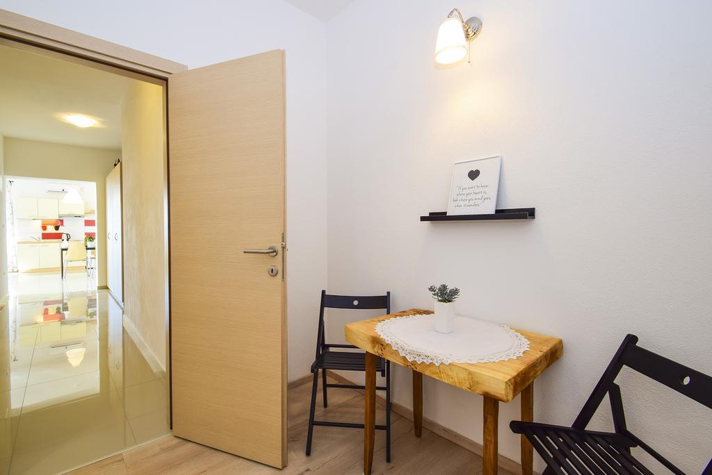 Amadrian Apartments Šibenik Kültér fotó