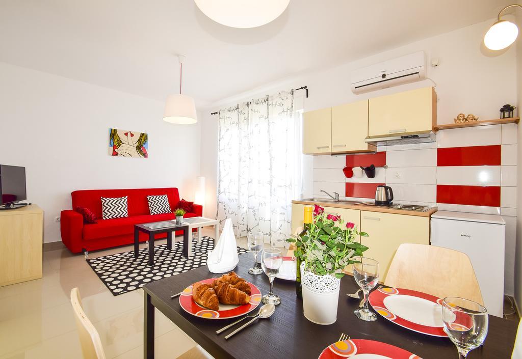 Amadrian Apartments Šibenik Kültér fotó