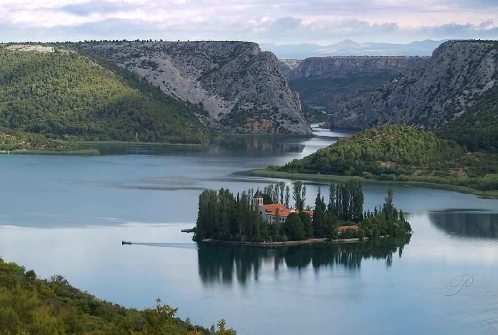 Amadrian Apartments Šibenik Kültér fotó